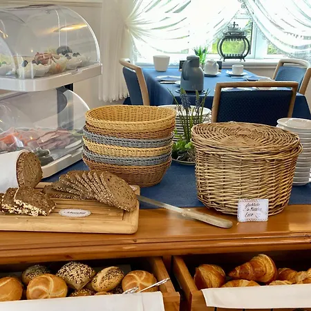 Wosmaaren Gæstehus 4*