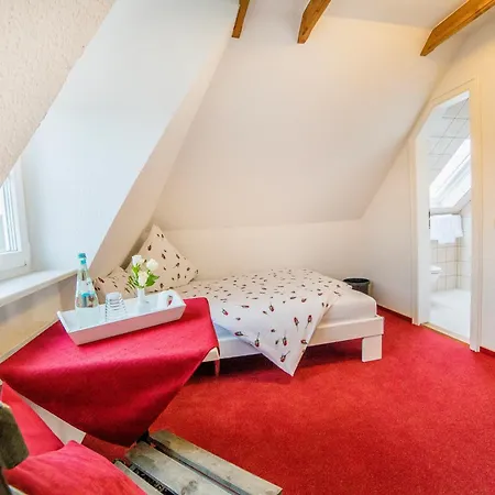 Wosmaaren Gæstehus 4*